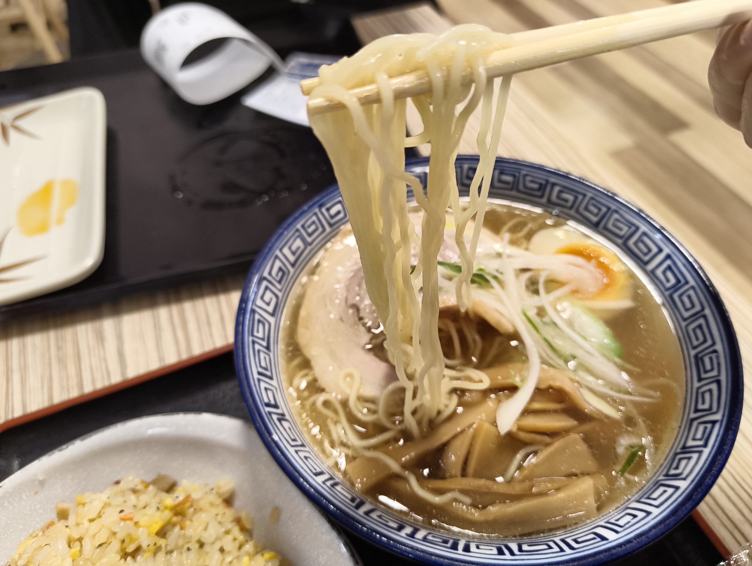 麺リフトアップ